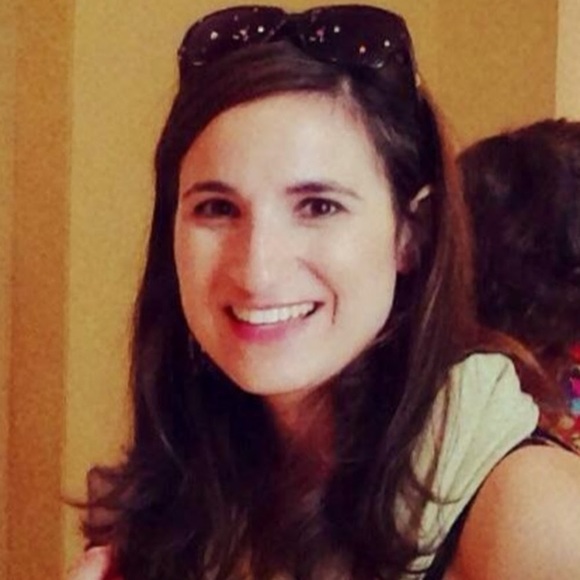 Meet your Posher, Sarah - Picture 1 of 1